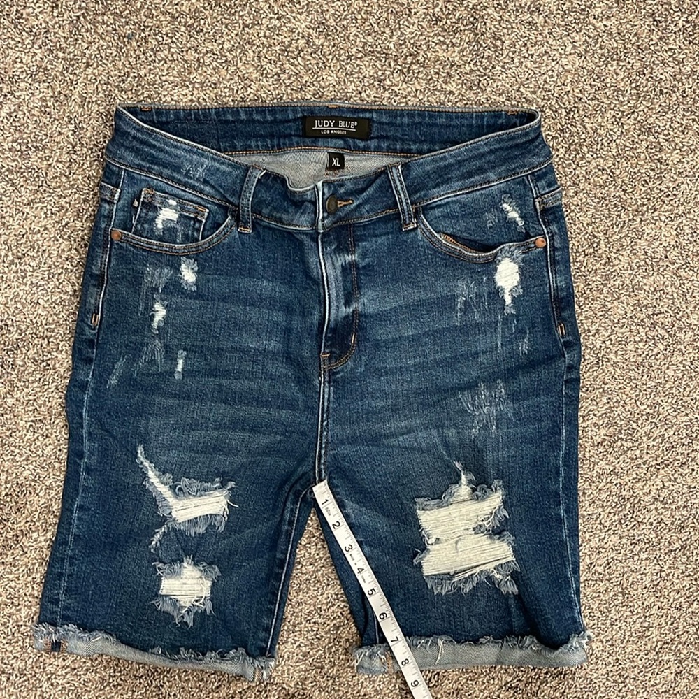 Judy Blue shorts XL. Never worn only washed condition.